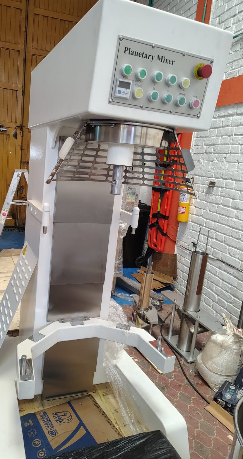 BATIDORA INDUSTRIAL SKM-100L 220V 60HZ