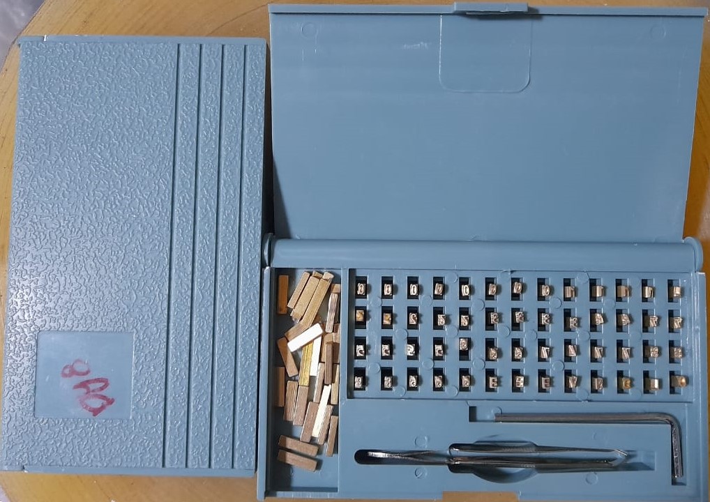 Caja de tipos 3mm X 56 unidades