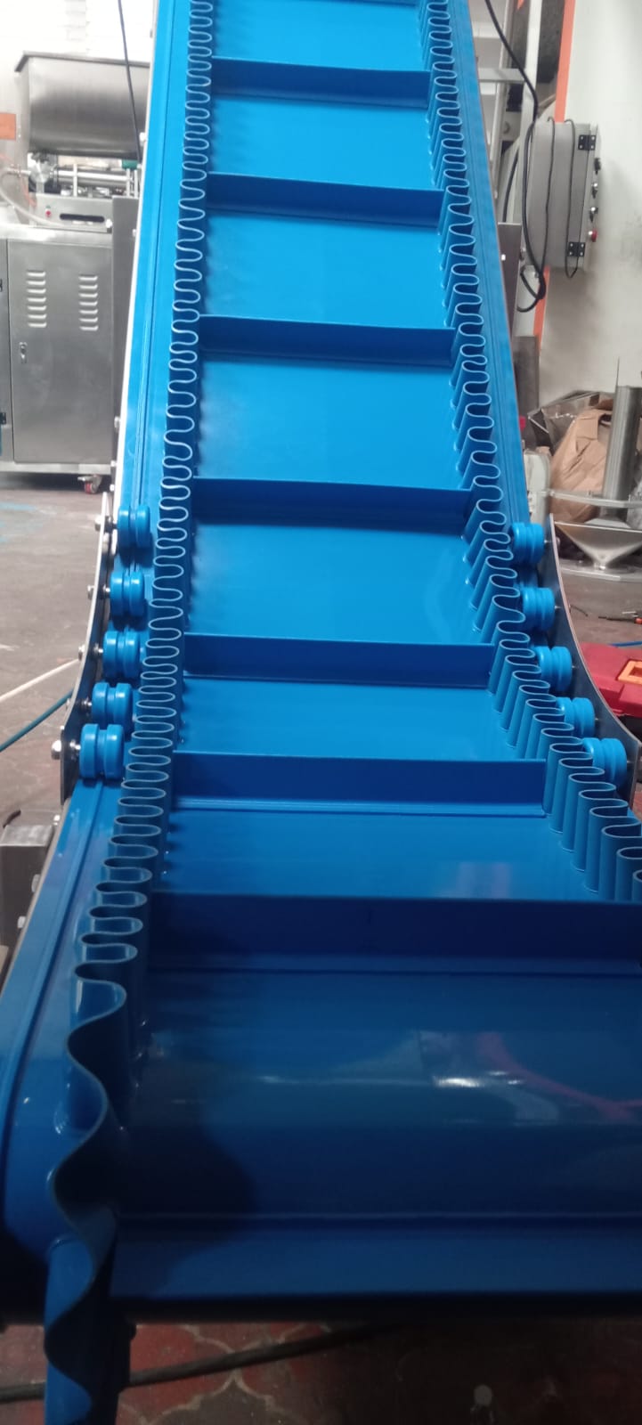 Elevador Tipo Payaso